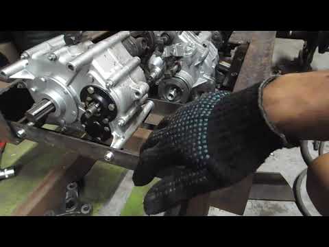 Видео: #183 Мини трактор классика / Установка реверса от муравья