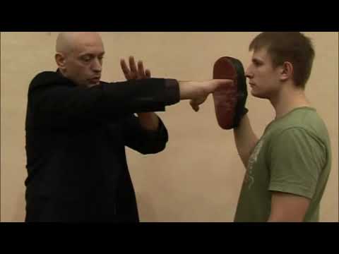 Видео: Смертельный удар ребром ладони.  БОЕВОЕ САМБО СПЕЦНАЗА Вадим Старов Спецприемы АРБ
