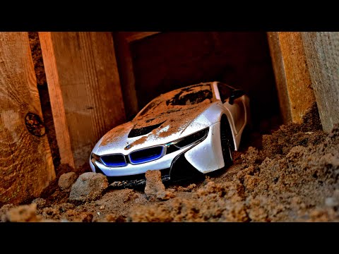 Видео: НАШЛИ BMW i8 в заброшенной ШАХТЕ ... Везем на восстановление. RC Trucks