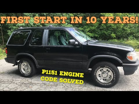 Видео: Находим в сарае Ford Explorer 1996 года — без заводной ручки — ПЕРВЫЙ ЗАПУСК ЗА 10 ЛЕТ!