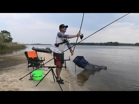 Видео: Фідерна РИБАЛКА на русловому ДНІПРІ🐟🐟🐟
