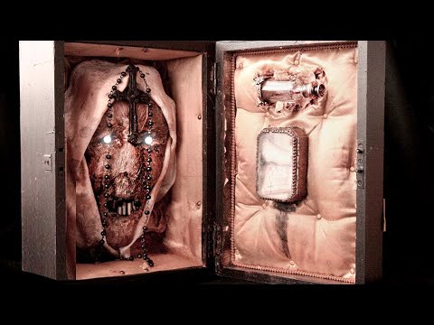 Видео: 500 Лет Спустя Эта Жуткая Находка Дайвера Ошарашила Археологов