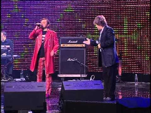Видео: ВІКТОР ПАВЛІК та Олексій Глизін - ЧОРНОБРИВЦІ live (Освідчення 2011)