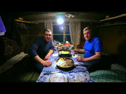 Видео: 🏕С Батей на Кордон.Пять Дней в Лесу.Рыбалка на Лесных Озёрах.Часть1