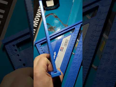 Видео: Угольник плотника в условиях тотального отсутствия брендов