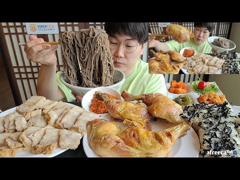 Видео: Куриные ножки и отварная свинина..Рисовый бургер и гречневая лапша в студенческой столовой за 300руб
