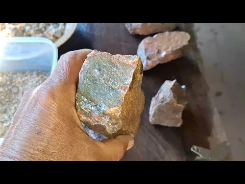 Видео: ЕСЛИ В ВАШЕМ РАЙОНЕ ЕСТЬ ЭТИ КАМНИ, ВЫ БОГАТЫ, И ВЫ ЭТОГО НЕ ЗНАЕТЕ