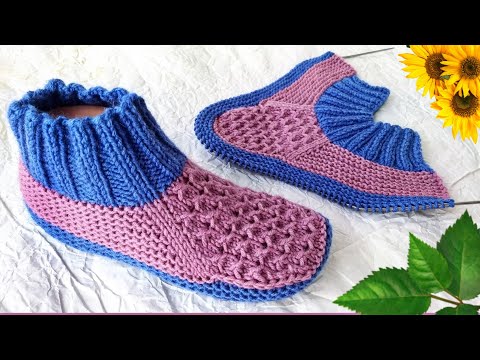 Видео: Cледки спицами. Простые тапочки без швов на подошве.