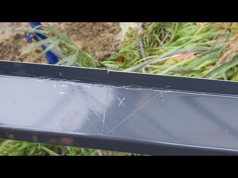 Видео: как сделать отлив на цоколь