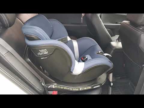 Видео: Детское автокресло Britax Romer Dualfix M i-Size Moonlight Blue Trendline личное мнение