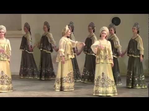 Видео: Ансамбль "Берёзка". Хороводный танец "Кружевницы" (24.02.12)