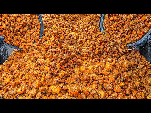 Видео: Потрясающий мастер по жареной курице — ЛУЧШИЕ 5 / Корейская уличная еда