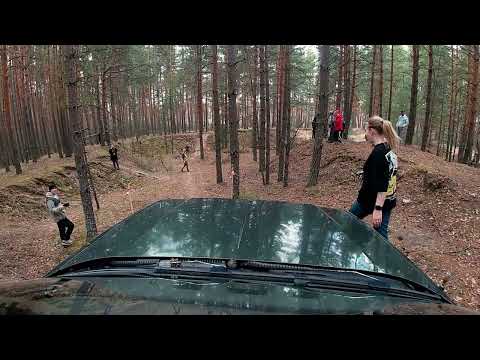 Видео: Старый Jeep Cherokee дает жару на соревнования по пересеченной местности AWD Travel