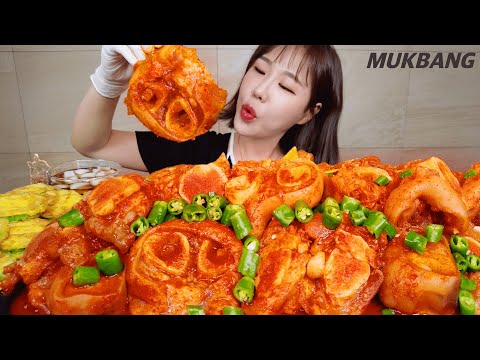 Видео: титр) Spicy braised beef feet 4Kg Hot peppers Cellophan noodles White kimchi REAL SOUND ASMR MUKBANG