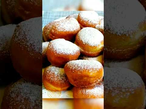 Видео: Пончики на кефире без дрожжей готовлю пока закипает чайник🍩🍩 #пончики #пончикинакефире #shorts