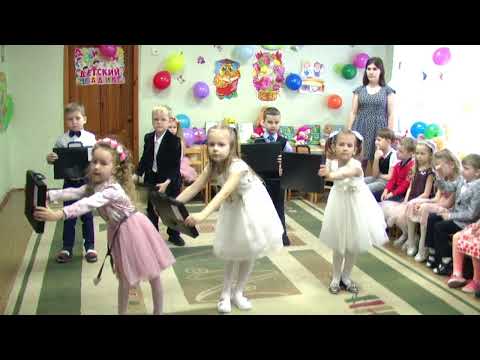 Видео: с портфелями