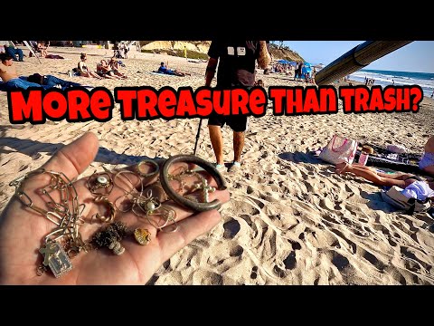 Видео: Больше СОКРОВИЩ, меньше мусора • Металлоискатель на пляже