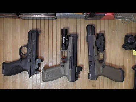 Видео: Красная точка или обычные прицелы?