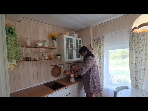 Видео: ДОМ В ДЕРЕВНЕ/ВОТ И ЛЕТО ПРОШЛО/В ЛЕС ЗА ГРИБАМИ/НАЧИНАЕМ РЕМОНТ КОМНАТЫ/ЗАГОТОВКИ НА ЗИМУ🩷