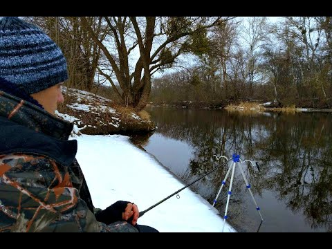 Видео: фидерная рыбалка в феврале на реке