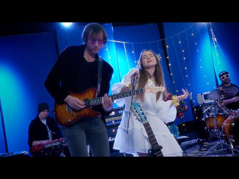 Видео: tAISh - Снова с Новым! (official video)