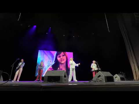 Видео: Комбинация 🔥 Татьяна Иванова 🔥  Концерт в Кирове. 23.02.2024