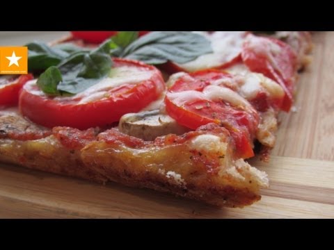 Видео: Очень вкусная и быстрая пицца на тесте без дрожжей и яиц. Здоровое питание