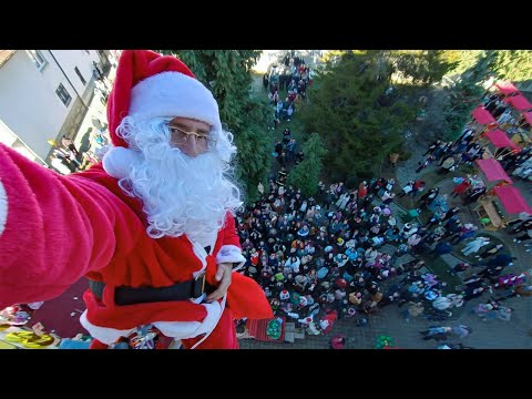 Видео: Дедо Мраз ги израдува најмладите во Ресен, Македонија (29.12.2023) 🎅🏼 Santa is Coming to Town Resen