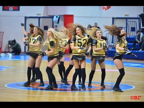 Видео: Группа поддержки баскетбольного клуба Урал". Новые танцы