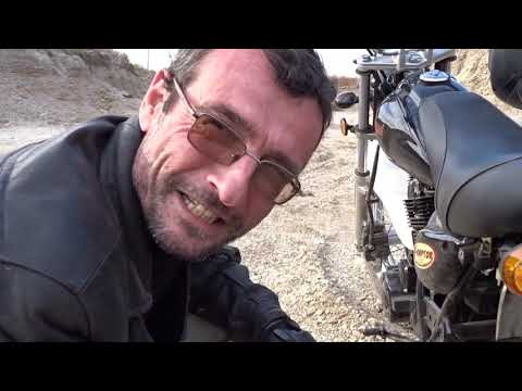 Видео: Реплика Suzuki Van-Van - Motoland V-raptor 250. Первый обзор на 200+км, сравнение с Десной 220.