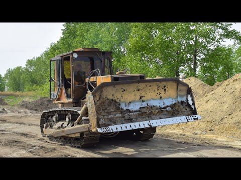Видео: Трактор Т-170. Заезд на трал.