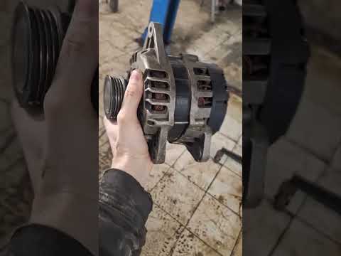 Видео: Джак Т6. Замена Стартера, снятие установка Генератора, ремонт Генератора. Пробег 99100