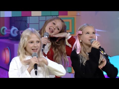 Видео: MIROSLAVA, Милана Учайкина, Zlata – Фоточки | Карусель, «С добрым утром, малыши!»
