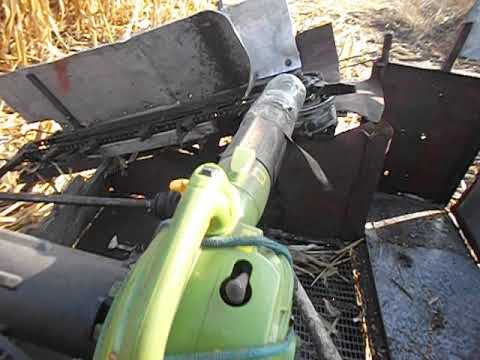 Видео: [UPGRADE] Самодельный мини кукурузокомбайн - модернизированная жатка