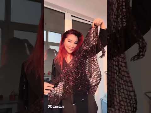 Видео: Многофункциональная вязаная косынка в сетку! Тренд 2025 🔥🔥🔥