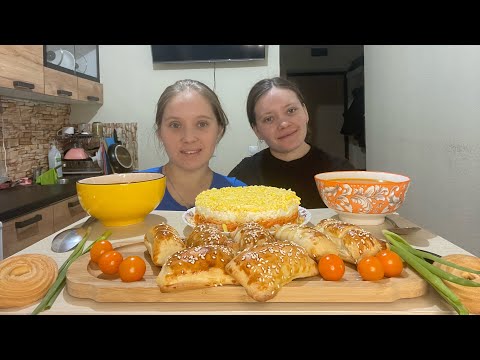 Видео: МУКБАНГ СУП С ФРИКАДЕЛЬКАМИ САЛАТ СОСИСКИ В ТЕСТЕ ПЕСОЧНОЕ ПЕЧЕНЬЕ 🍪