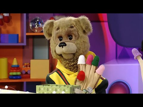 Видео: ☀️С добрым утром, малыши! "Новогодние ладошки" - Игроблог