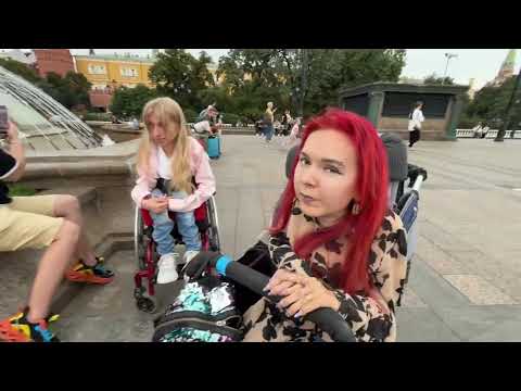 Видео: Москва 29 СМА встреча с двумя Настями) Манежная площадь, выставка транспорта 2024