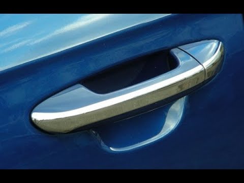 Видео: Клинит наружняя ручка двери,дверь не захлопывается(VW B6)