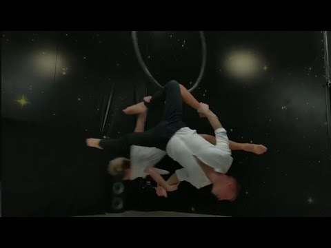 Видео: Воздушное кольцо пара (Алексей Игнатенко и Алина Долгих) aerial hoop duo