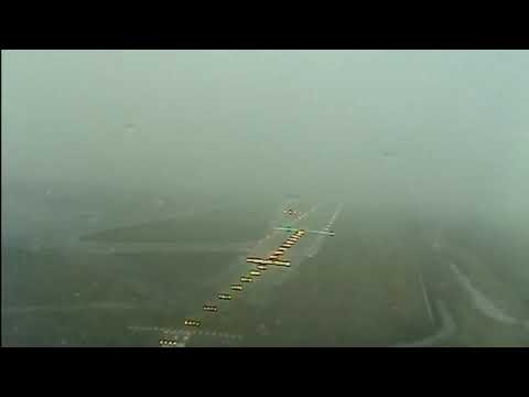 Видео: АН 12 ЗАХОД НА ПОСАДКУ С ОТКАЗАВШИМ ИЛС