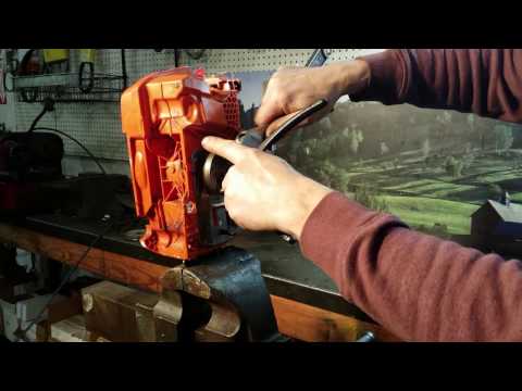 Видео: Ремонт бензопилы в магазине Chainsaw Guy: течь масла в Husqvarna 455 460
