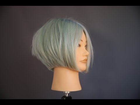 Видео: как подстричься на короткое градуированное каре в стиле 1920-х годов