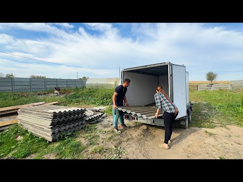 Видео: Успели в последний момент. Отвезли родителям полный прицеп добра. Жизнь простых людей в деревне.