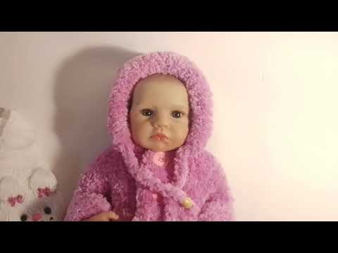 Видео: Вязаные наряды куклам . Новая пряжа .