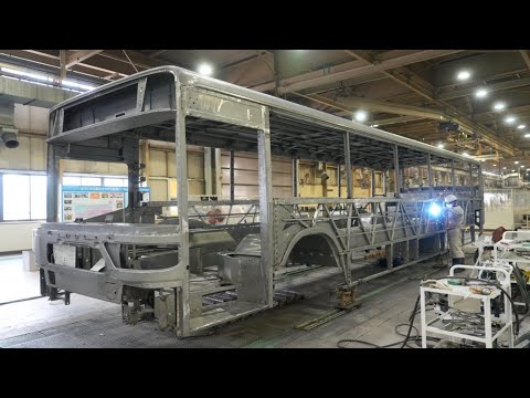 Видео: Как делают автобусы? Процесс массового производства автобусов в Японии, где ценят качество.