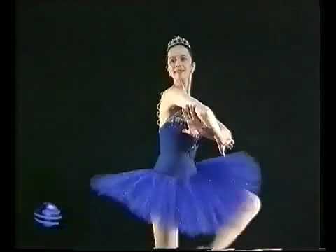 Видео: Н  ПАВЛОВА, И. КОЛПАКОВА - РАЙМОНДА ( сравнение)