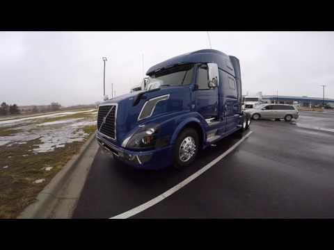 Видео: Обзор Volvo dealer/замена масла...