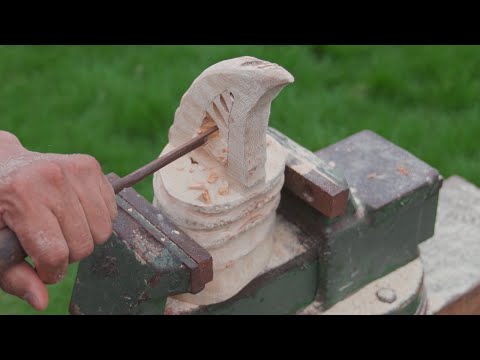 Видео: Дедушка Аму делал бамбуковые корзины для фруктов с корнями бамбука, стаканы и бамбуковые лягушки.