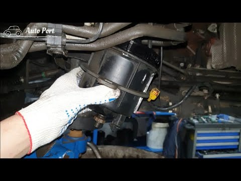 Видео: Правильная замена топливного фильтра Ford Tranzit 2.2 TDCI.